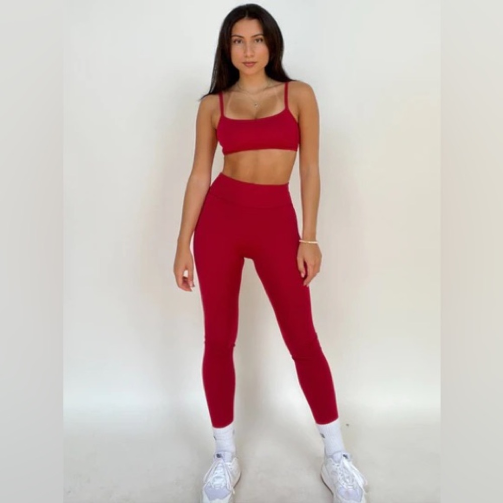 437 workout set in barberry